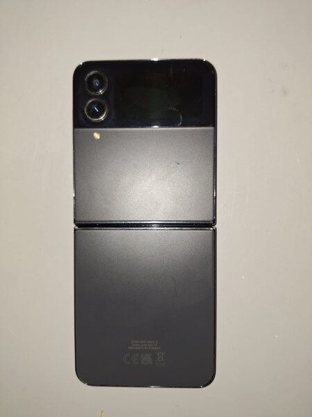 Vand 2 telefoane Samsung si honor